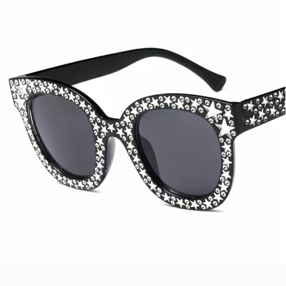 COPY - Black & Silver Stars Fashion Sunglasses - Picture 1 of 4